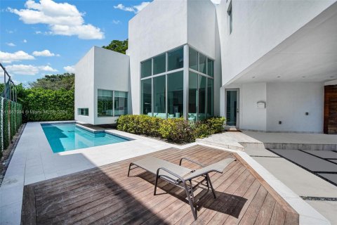 Villa ou maison à vendre à Miami, Floride: 4 chambres, 288.65 m2 № 1385643 - photo 6