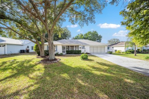 Villa ou maison à vendre à Ocala, Floride: 2 chambres, 167.32 m2 № 1424446 - photo 4