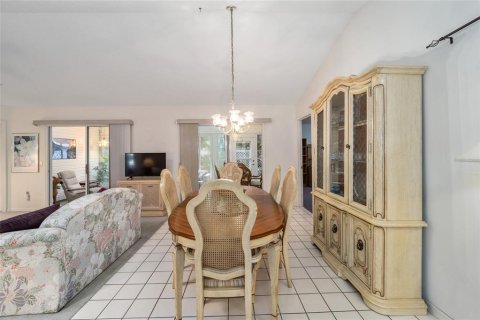 Villa ou maison à vendre à Ocala, Floride: 2 chambres, 167.32 m2 № 1424446 - photo 12