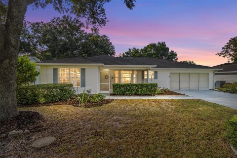 Villa ou maison à vendre à Ocala, Floride: 2 chambres, 167.32 m2 № 1424446 - photo 1