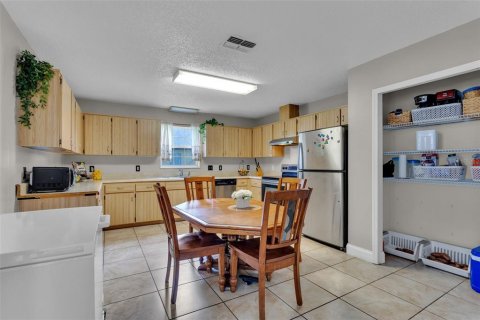 Casa en venta en Kissimmee, Florida, 3 dormitorios, 256.22 m2 № 1304362 - foto 7