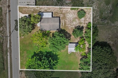 House in Frostproof, Florida 3 bedrooms, 92.9 sq.m. № 1346753 - photo 26