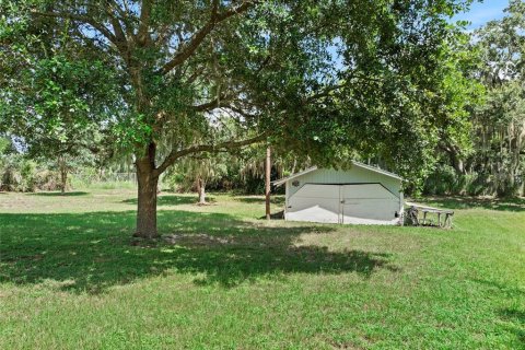 House in Frostproof, Florida 3 bedrooms, 92.9 sq.m. № 1346753 - photo 21