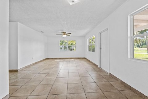 Villa ou maison à vendre à Frostproof, Floride: 3 chambres, 92.9 m2 № 1346753 - photo 7