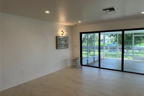 Casa en venta en Punta Gorda, Florida, 3 dormitorios, 133.5 m2 № 1288426 - foto 10