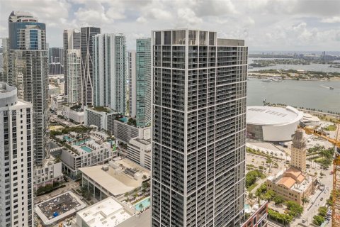 Condo in Miami, Florida, 1 bedroom  № 1386197 - photo 2