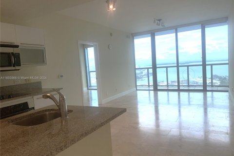 Condominio en alquiler en Miami, Florida, 2 dormitorios, 112.23 m2 № 1355252 - foto 4