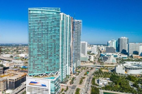 Condominio en alquiler en Miami, Florida, 2 dormitorios, 112.23 m2 № 1355252 - foto 19