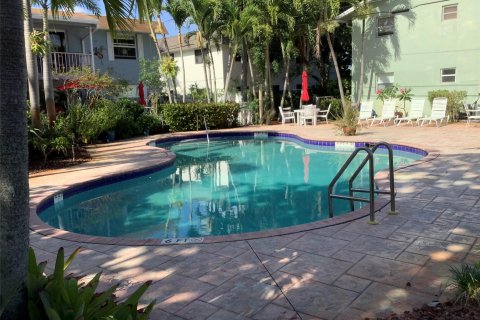 Condominio en venta en Wilton Manors, Florida, 2 dormitorios, 78.22 m2 № 1142511 - foto 23