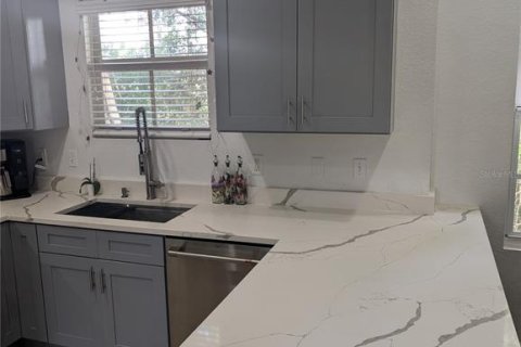 Adosado en venta en Saint Petersburg, Florida, 3 dormitorios, 156.08 m2 № 1361898 - foto 7