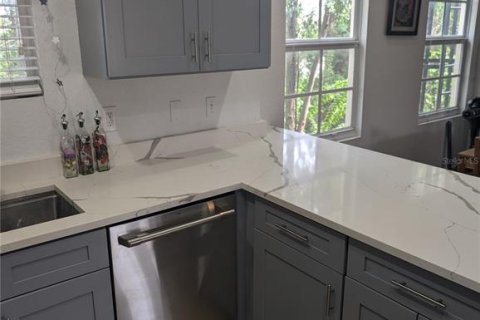 Adosado en venta en Saint Petersburg, Florida, 3 dormitorios, 156.08 m2 № 1361898 - foto 5