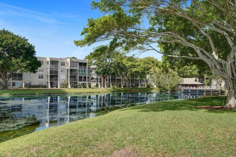 Condo in Davie, Florida, 2 bedrooms  № 1223187 - photo 29