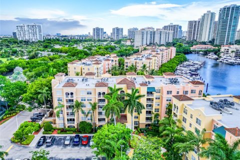 Condo in Aventura, Florida, 2 bedrooms  № 1238712 - photo 18