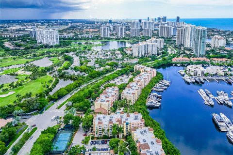 Condo in Aventura, Florida, 2 bedrooms  № 1238712 - photo 19