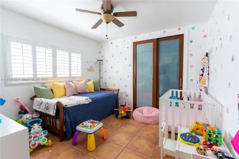 Villa ou maison à vendre à North Miami Beach, Floride: 4 chambres, 202.9 m2 № 658107 - photo 24