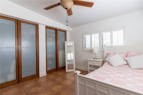Villa ou maison à vendre à North Miami Beach, Floride: 4 chambres, 202.9 m2 № 658107 - photo 23