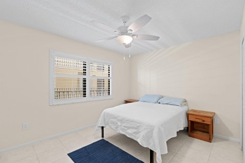 Condominio en venta en Lantana, Florida, 2 dormitorios, 95.6 m2 № 1116910 - foto 14