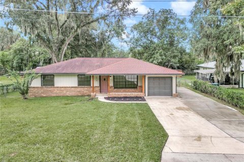 Villa ou maison à vendre à Ocala, Floride: 3 chambres, 147.16 m2 № 1354237 - photo 1