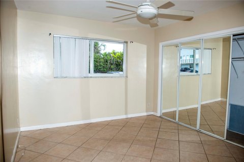 Condo in Deerfield Beach, Florida, 1 bedroom  № 1077447 - photo 7