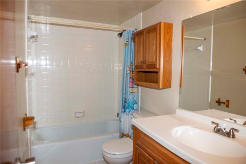 Condo in Deerfield Beach, Florida, 1 bedroom  № 1077447 - photo 10