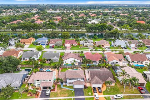 Villa ou maison à vendre à Sunrise, Floride: 3 chambres, 220.74 m2 № 1315888 - photo 6