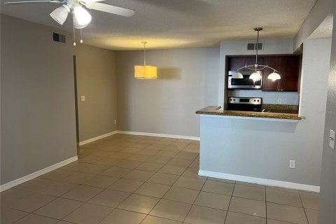 Condo in Orlando, Florida, 3 bedrooms  № 1401997 - photo 2