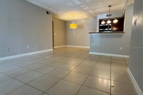 Condo in Orlando, Florida, 3 bedrooms  № 1401997 - photo 5