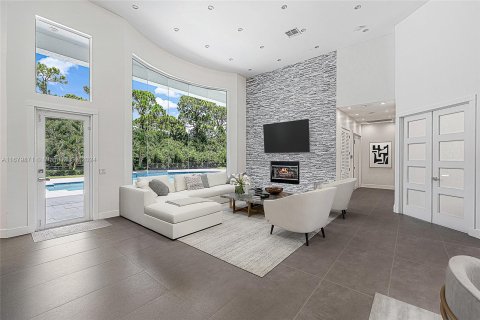 Casa en venta en Jupiter, Florida, 5 dormitorios, 477.8 m2 № 1409357 - foto 7