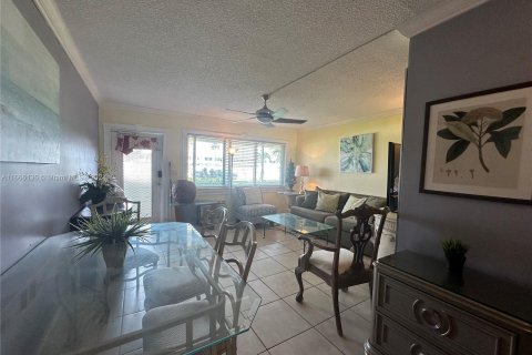 Copropriété à vendre à Hallandale Beach, Floride: 1 chambre, 56.11 m2 № 1379137 - photo 11