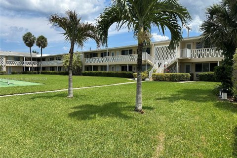 Copropriété à vendre à Hallandale Beach, Floride: 1 chambre, 56.11 m2 № 1379137 - photo 2