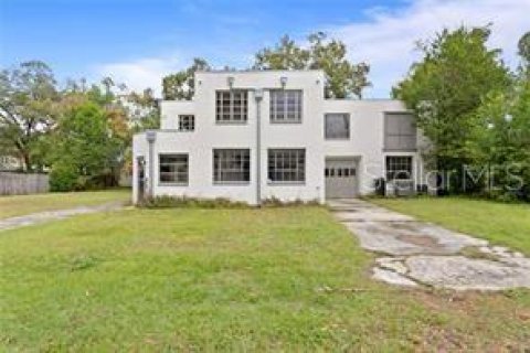Купить коммерческую недвижимость в Тампа, Флорида 720.36м2, № 667768 - фото 1