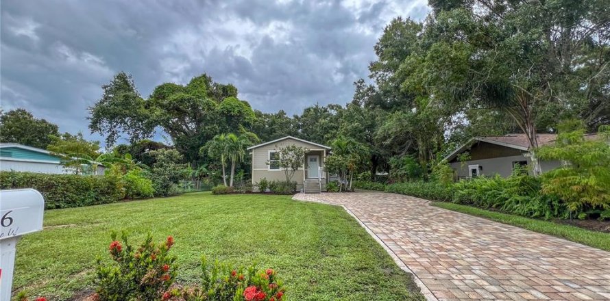 Villa ou maison à Palmetto, Floride 3 chambres, 99.22 m2 № 1340586