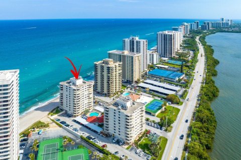 Copropriété à vendre à Riviera Beach, Floride: 2 chambres, 123.56 m2 № 1102205 - photo 1