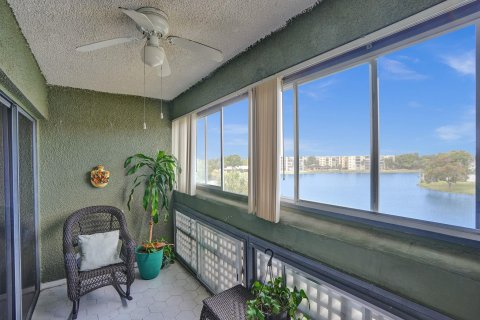 Condo in Lauderhill, Florida, 2 bedrooms  № 1162011 - photo 15