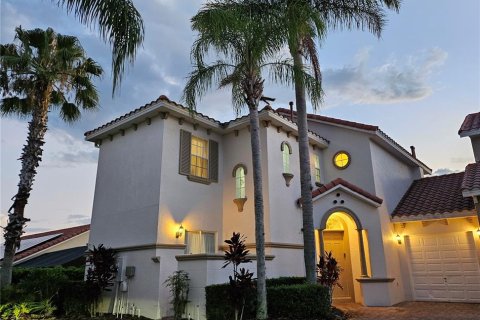 Villa ou maison à vendre à Davenport, Floride: 5 chambres, 185.06 m2 № 1267920 - photo 1