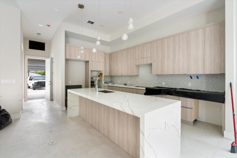 Casa en venta en Delray Beach, Florida, 3 dormitorios, 353.03 m2 № 1079695 - foto 10