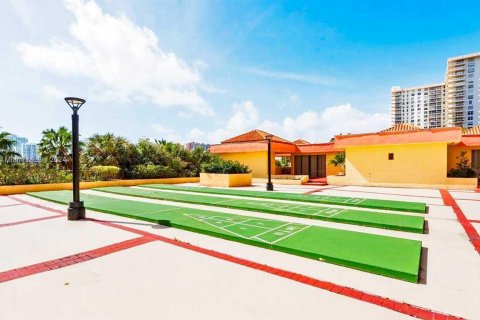 Condominio en venta en Sunny Isles Beach, Florida, 3 dormitorios, 151.24 m2 № 940142 - foto 22