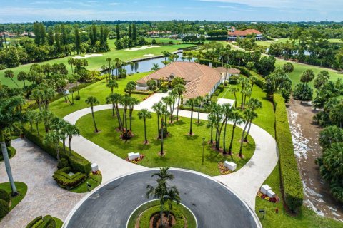 Villa ou maison à vendre à West Palm Beach, Floride: 5 chambres, 480.86 m2 № 525131 - photo 11