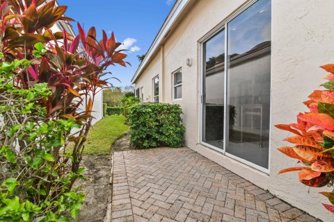 Villa ou maison à vendre à Boynton Beach, Floride: 3 chambres, 222.13 m2 № 878582 - photo 9