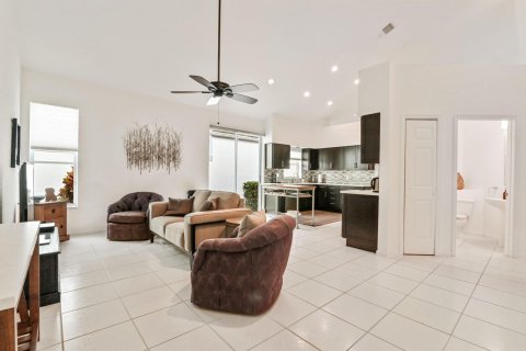 Villa ou maison à vendre à Boynton Beach, Floride: 3 chambres, 222.13 m2 № 878582 - photo 30