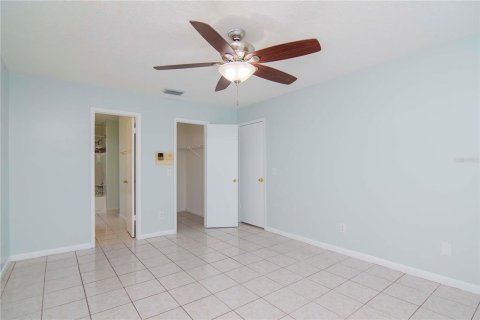 Villa ou maison à vendre à Tampa, Floride: 3 chambres, 156.08 m2 № 1323432 - photo 21