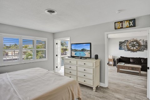 Condo in Lighthouse Point, Florida, 2 bedrooms  № 744402 - photo 17