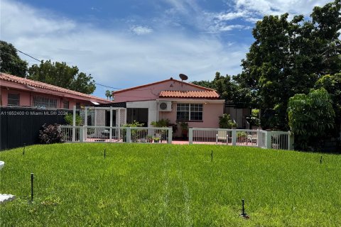 Casa en venta en Miami, Florida, 3 dormitorios, 129.32 m2 № 1355289 - foto 3