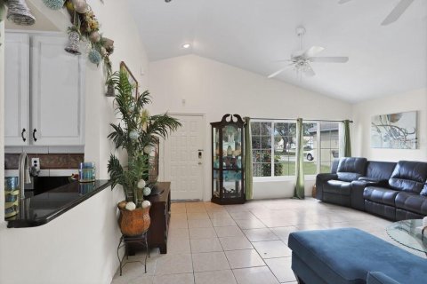 Casa en venta en Valrico, Florida, 3 dormitorios, 140.47 m2 № 1385270 - foto 8