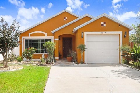 Casa en venta en Valrico, Florida, 3 dormitorios, 140.47 m2 № 1385270 - foto 2