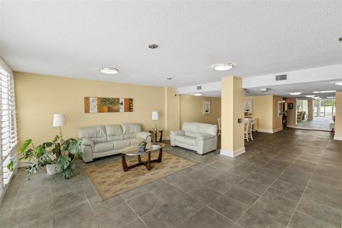 Condominio en venta en Daytona Beach, Florida, 2 dormitorios, 112.41 m2 № 1385328 - foto 10