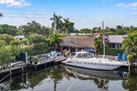 Villa ou maison à vendre à Pompano Beach, Floride: 3 chambres, 234.86 m2 № 978305 - photo 7