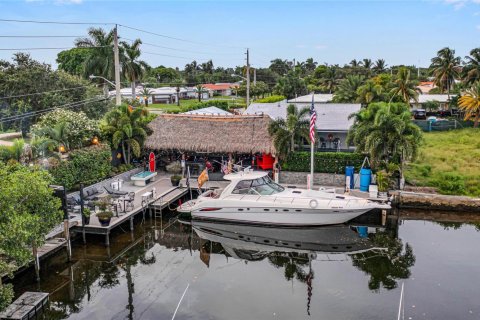 Villa ou maison à vendre à Pompano Beach, Floride: 3 chambres, 234.86 m2 № 978305 - photo 2