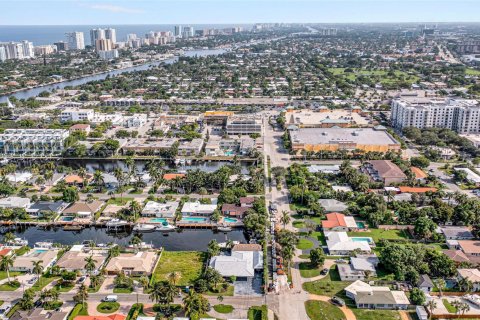 Villa ou maison à vendre à Pompano Beach, Floride: 3 chambres, 234.86 m2 № 978305 - photo 10