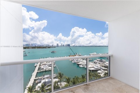 Condominio en venta en Miami Beach, Florida, 4 dormitorios, 208.66 m2 № 1227494 - foto 27